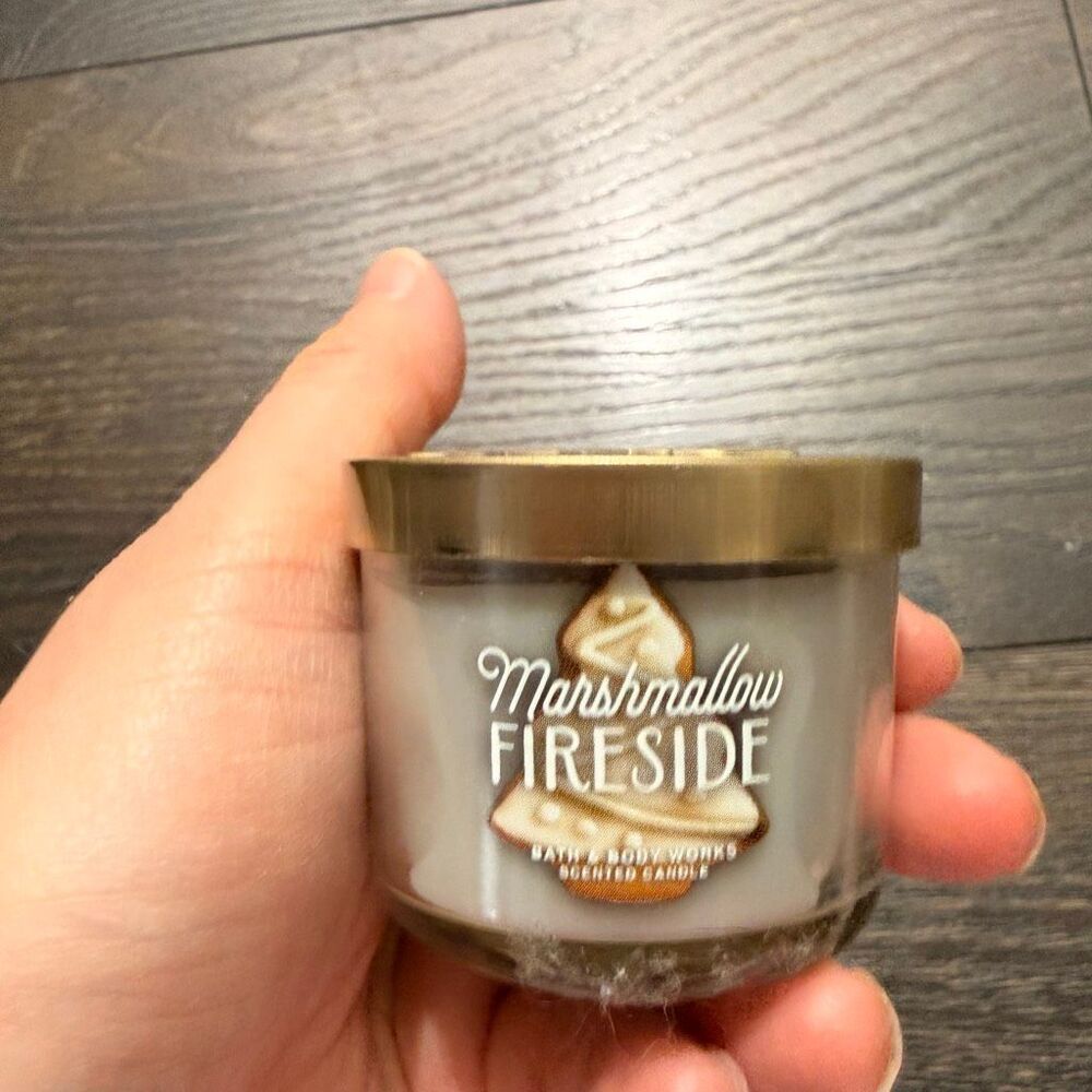 Bath & Body Works Marshmallow Fireside Mini Candle New